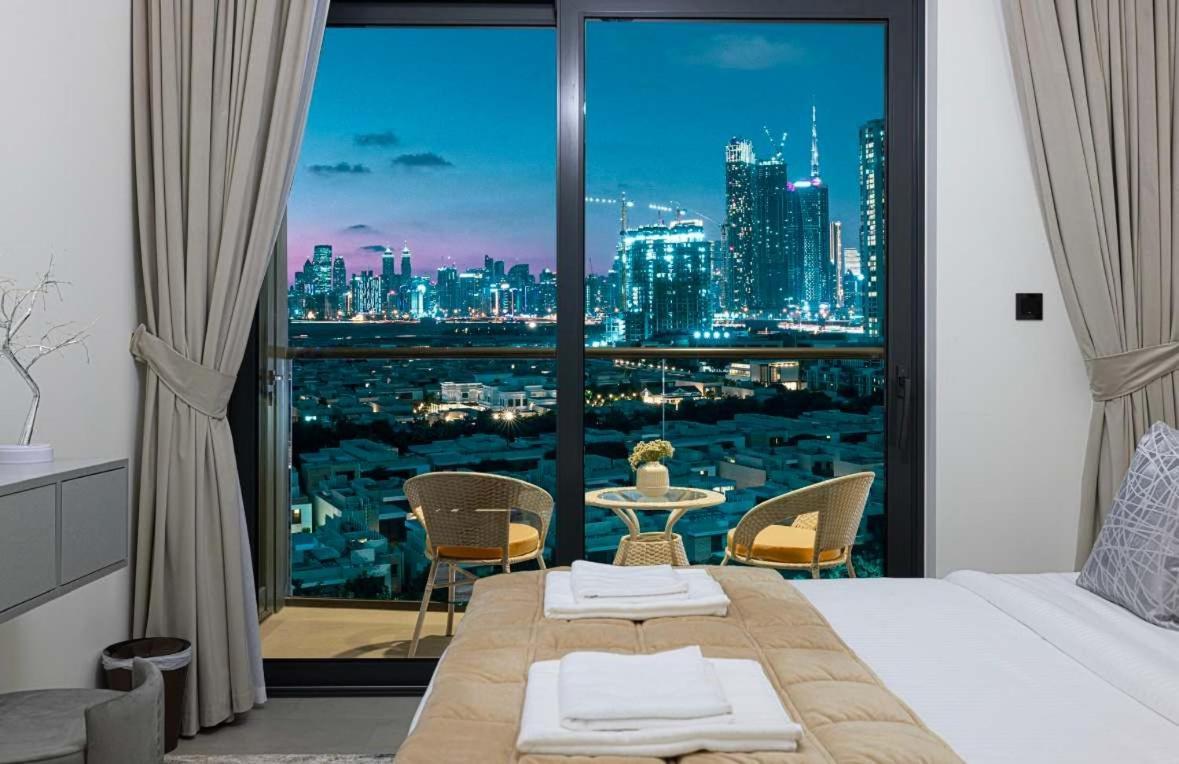 Frank Porter - Sobha Waves 1 Apartment